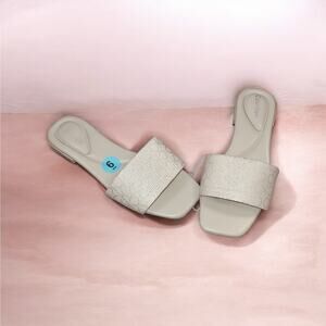 Calvin Klein Women’s Slide Sandals Size 6M Light Natural Logo NWOT Summer